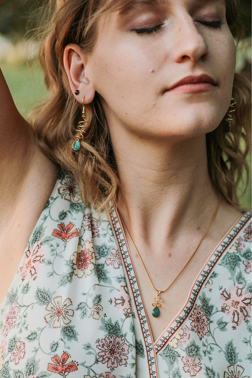 Collar Swirly